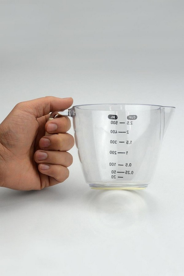  Silikon Tabanlı Ölçü Kabı - 500 ML-